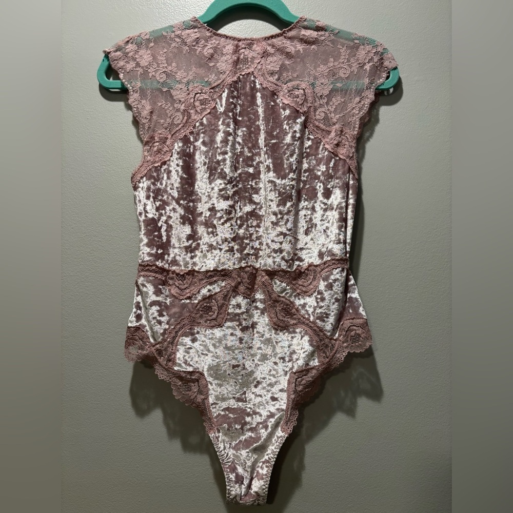 Victoria’s Secret Pink Velvet & Lace Bodysuit Size Medium